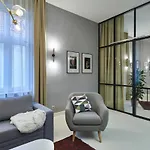 Orangehomes Unique Design 3 Bathrooms Flat Lägenhet Budapest