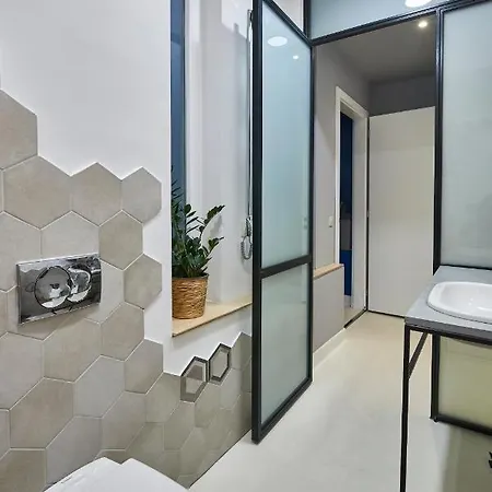 Orangehomes Unique Design 3 Bathrooms Flat * Budapest