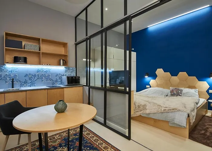 Orangehomes Unique Design 3 Bathrooms Flat Apartament