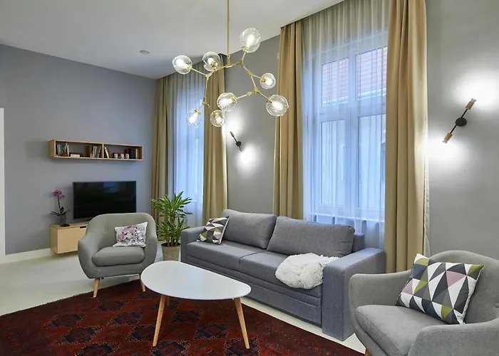 Orangehomes Unique Design 3 Bathrooms Flat アパート