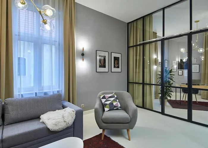 Orangehomes Unique Design 3 Bathrooms Flat דירה בודפשט