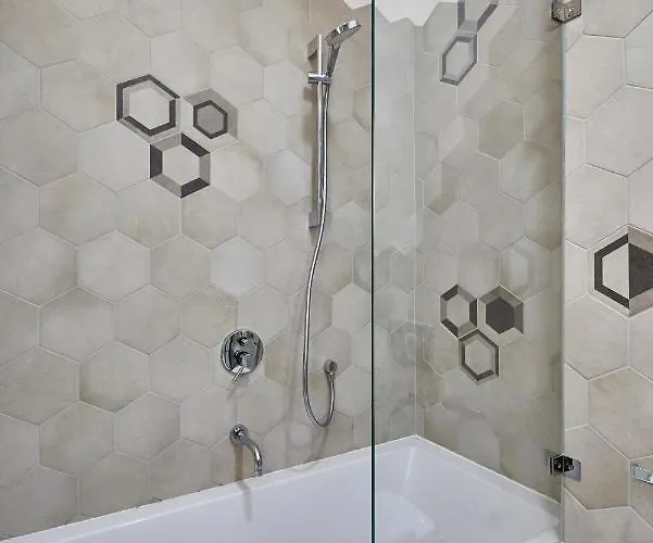 Orangehomes Unique Design 3 Bathrooms Flat * בודפשט